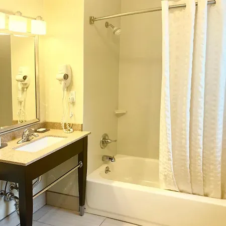 Hotel The At Fifth Avenue 3*