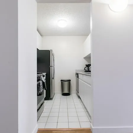 Spectacular Studio In The Ues New York