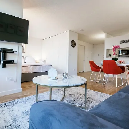Spectacular Studio In The Ues Apartment *