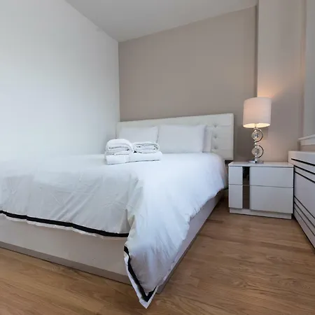 Cozy 2 Bedrooms By Central Park Apartment *