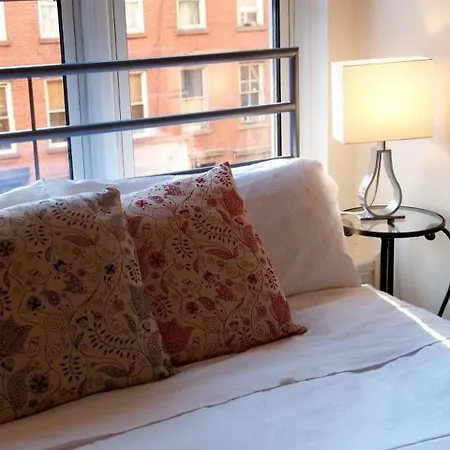 Chelsea Apartment *