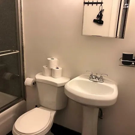 Midtown Manhattan Apartment New York