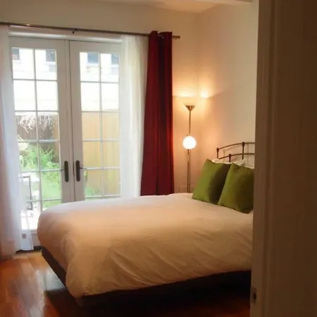 2bd 2ba E 7th St Apartment