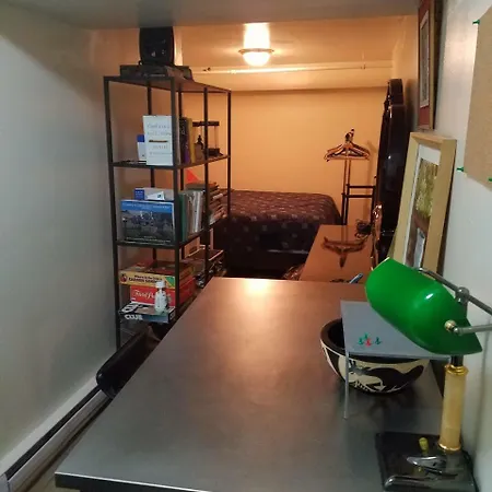 Quiet & Charming 2 Bedroom Condo In Manhattan Apts Apartment