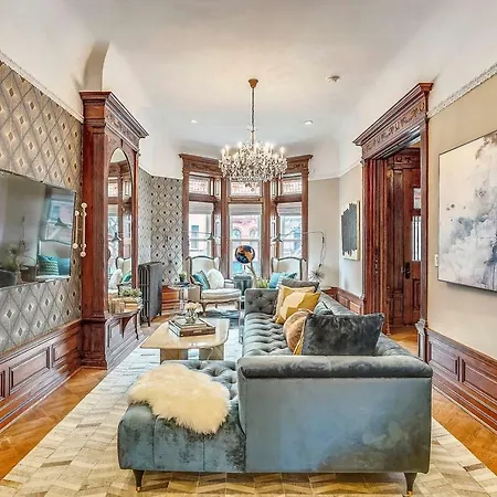 Villa Stayloom's Dazzling Luxe Brownstone | 5 Min To A/c New York
