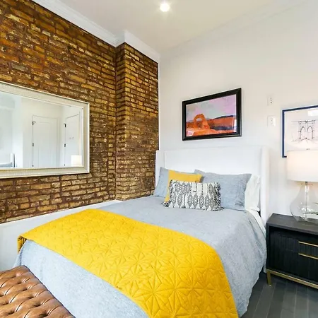 Stayloom's Charming Designer Space | Near A/c/j