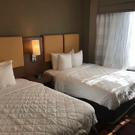 Days By Wyndham Brooklyn Borough Park