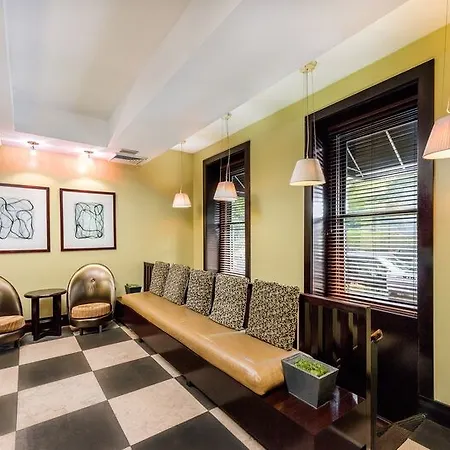 Hotel Park West 3*