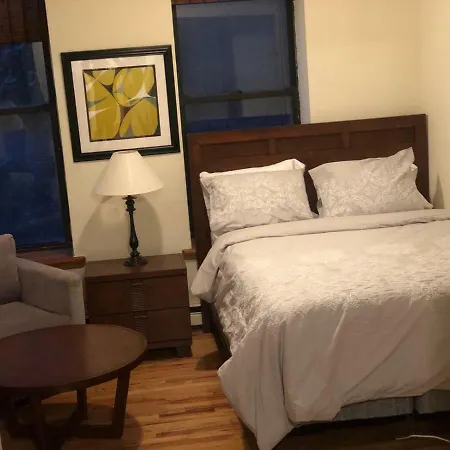 Cozy Times Square Apartment