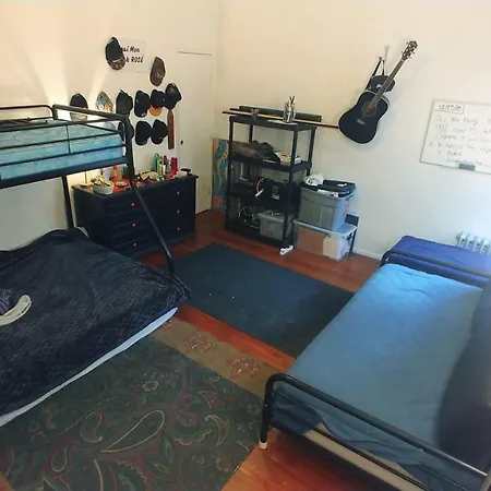 Homestay Swoff Spot In Harlem's Heart New York