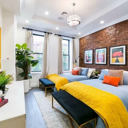 Stayloom's Trendy Brooklyn Oasis Near A C J