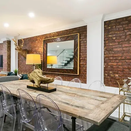 Stayloom's Trendy Brooklyn Oasis Near A C J * New York
