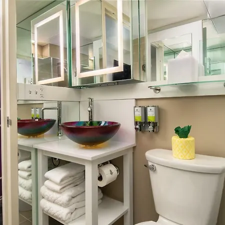 Hotel Staypineapple, An Artful Hotel, Midtown 4*