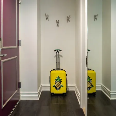 Hotel Staypineapple, An Artful Hotel, Midtown