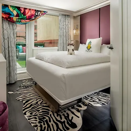 Staypineapple, An Artful Hotel, Midtown Hotel New York