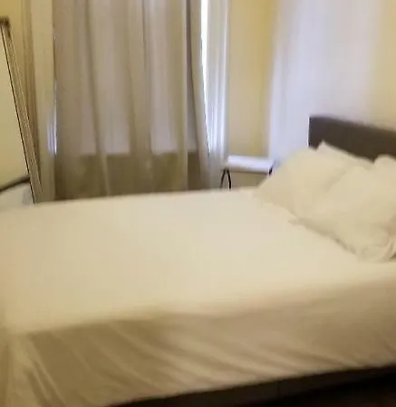 Gorgeous Studio In Central Park Times Square
