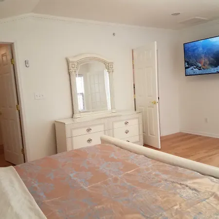 Beach Front Apartment *