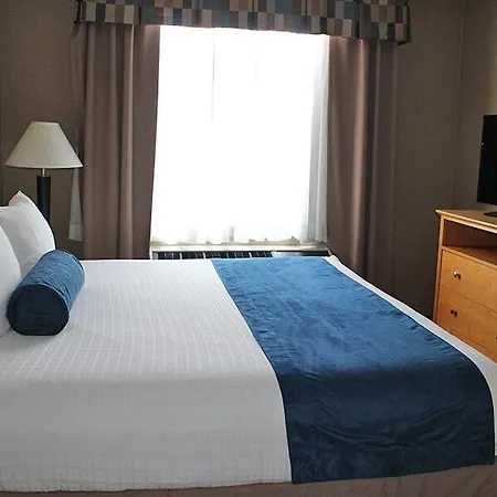 Hotel Marco Laguardia & 3*