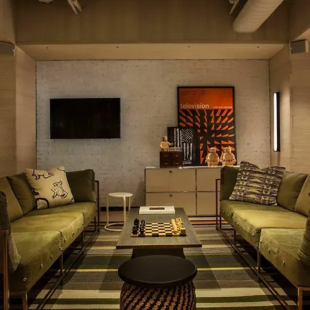 Moxy Nyc Times Square 3* New York