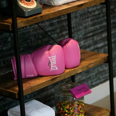 Moxy Nyc Times Square Hotel New York