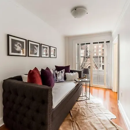 Holiday home Glamorous 4 Bedroom/3 Bath Duplex In Murray Hill *