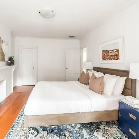 Glamorous 4 Bedroom/3 Bath Duplex In Murray Hill * New York