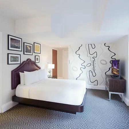 The Lexington Hotel, Autograph Collection Hotel 4*