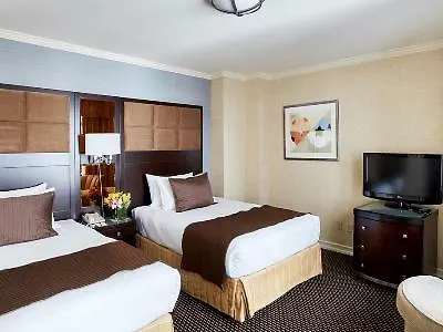Excelsior Hotel 3*