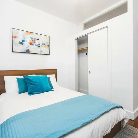 Spacious 3br/1ba Apt Mins To Columbia University * New York