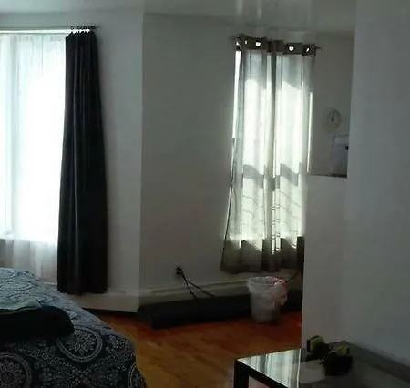Bxtownhouse Homestay *