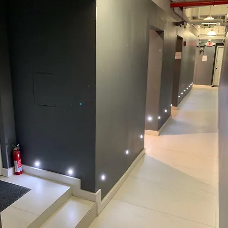 Modern Next To Madison Square Garden Aparthotel New York