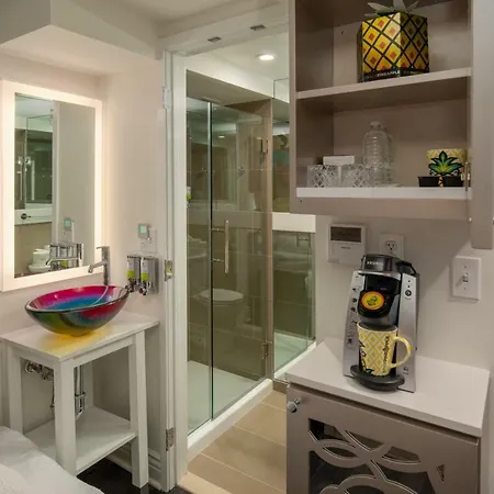 Staypineapple, An Artful Hotel, Midtown Hotel 4*