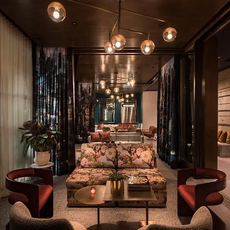 Moxy Nyc Chelsea Hotel 3*