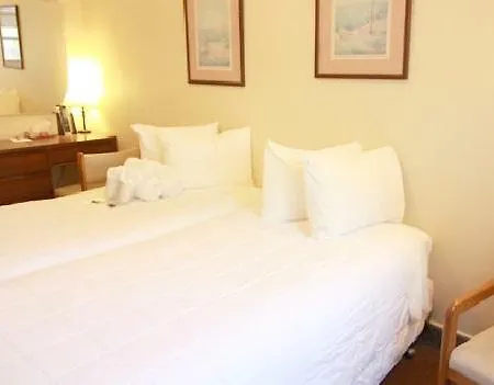 Hotel Leo House 3*