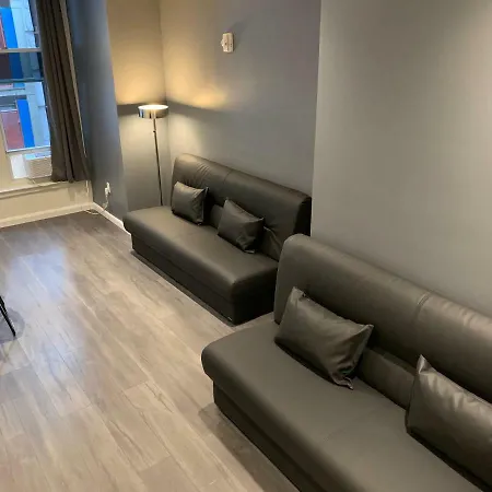 Modern Next To Madison Square Garden *