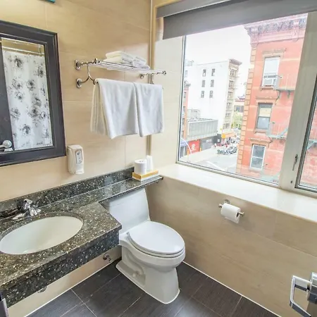 Canal Loft Hotel 2*