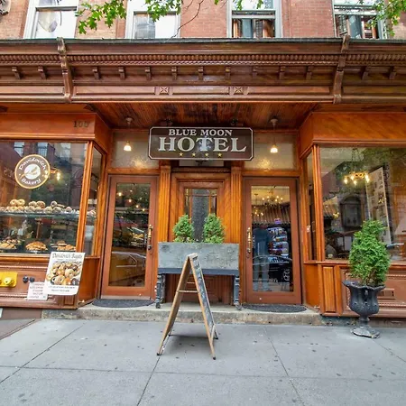 The Historic Blue Moon - Nyc