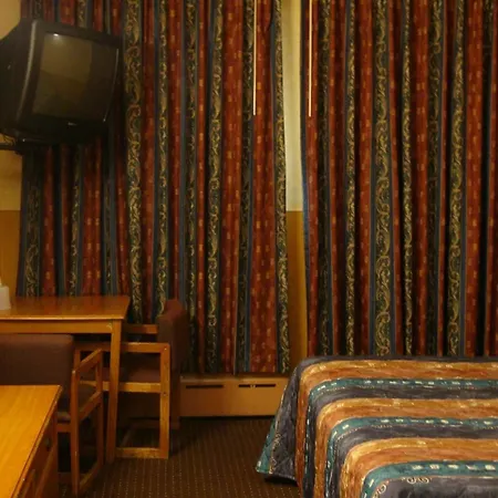 Hotel Riviera Motor Brooklyn 2*