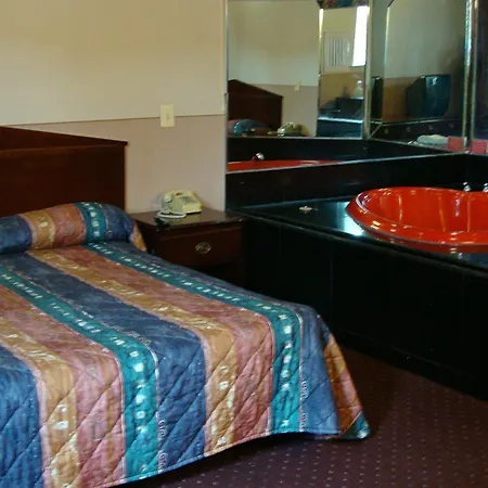 Riviera Motor Brooklyn Hotel New York