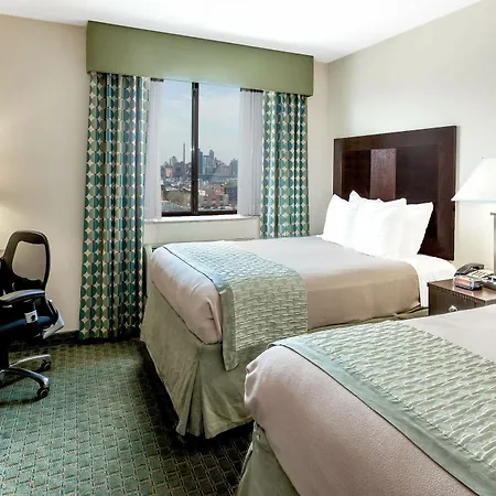 Royal Hotel 2*