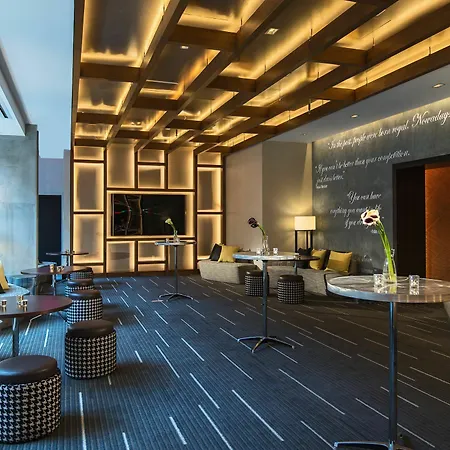 Hotel Renaissance Midtown