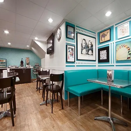 Western Brooklyn Bay Hotel 3*