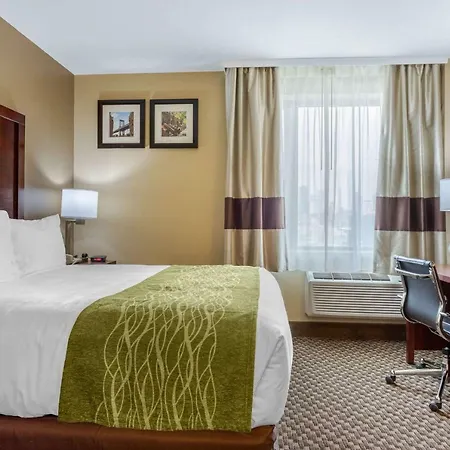 Hotel Manhattan View 4*