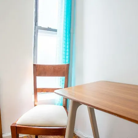 2 Bedroom Hell's Kitchen Apartment *