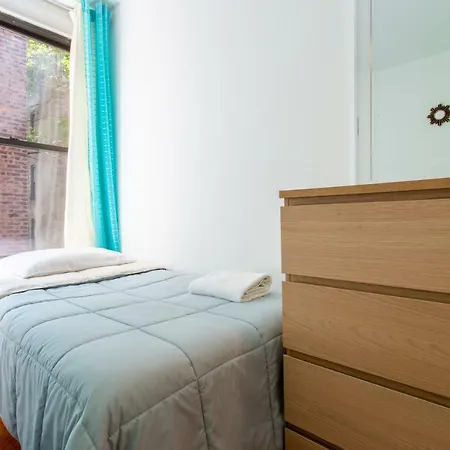 2 Bedroom Hell's Kitchen *