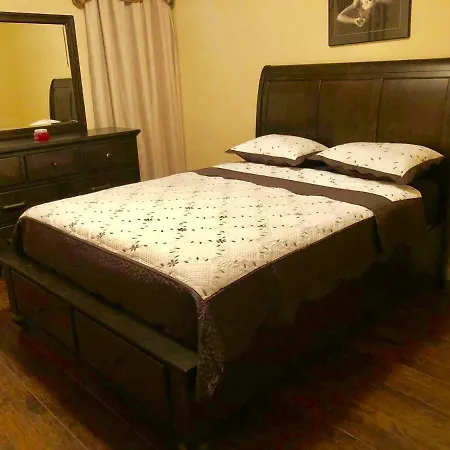 Apartment Two Bedroom Located In Inwood In Upper Manhattan *