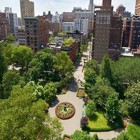 Gramercy Park 5*