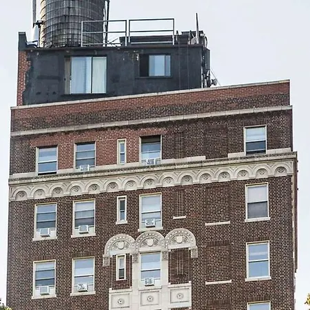 Riverside Tower Hotel