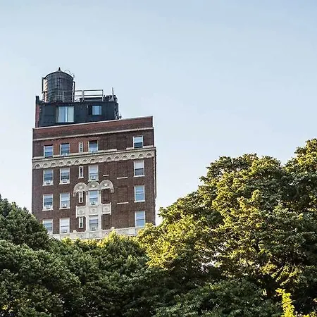 Hotel Riverside Tower 2*