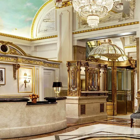 St Regis Residence Hotel
